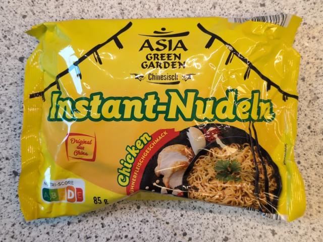 Instant-Nudeln, Chicken by dust.glas | Uploaded by: dust.glas