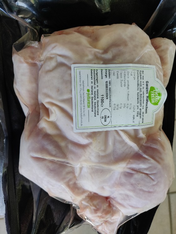 Huhn, ganz, mit Haut und Knochen von lisamariaboch | Hochgeladen von: lisamariaboch