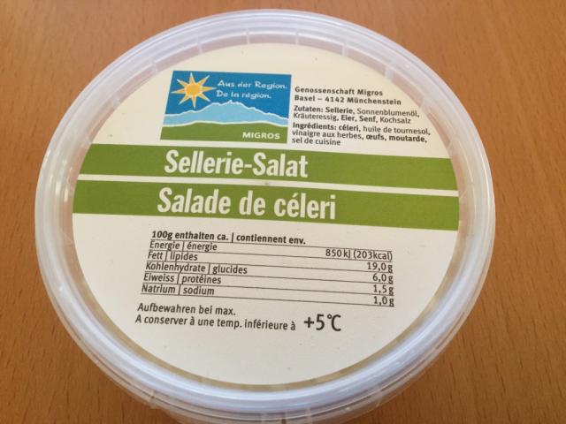 Fertig Sellerie Salat | Hochgeladen von: ruschi