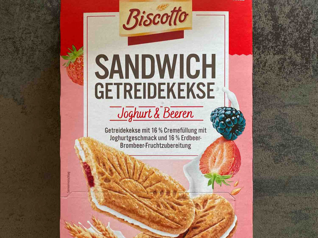 Sandwich Getreidekekse, Joghurt & Beeren von Tajana | Hochgeladen von: Tajana