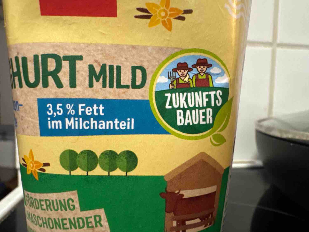 Joghurt Vanille, 3,5 % Fett im Milchanteil von Preiselbauer | Hochgeladen von: Preiselbauer