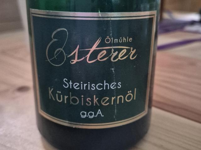 Steirisches Kürbiskernöl Esterer Ölmühle von Korntenace | Hochgeladen von: Korntenace