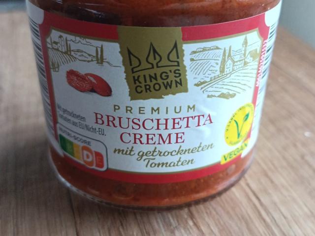 Hochgeladen von: annanym911