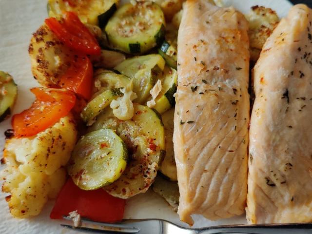 Hochgeladen von: meridian