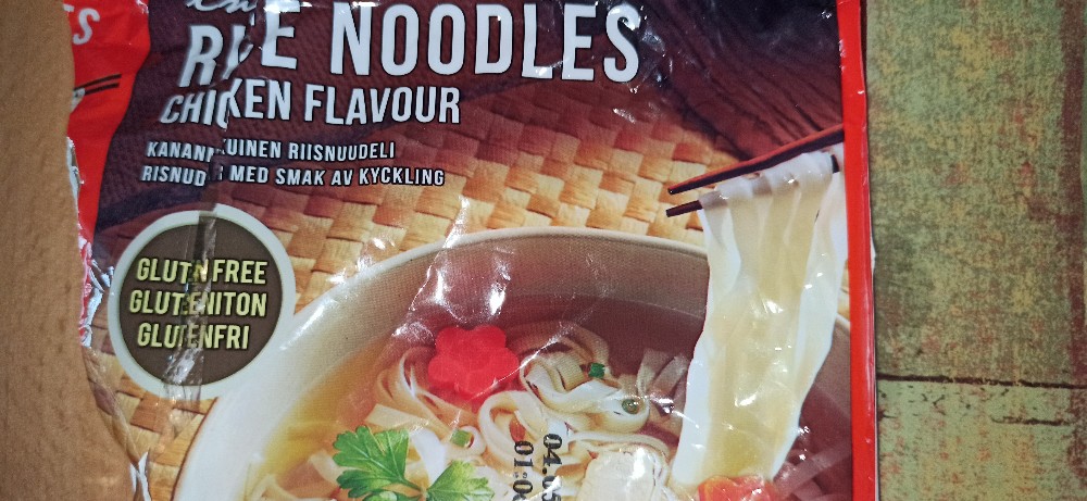 Instant Rice Noodles Chicken Flavour von nolimits190 | Hochgeladen von: nolimits190