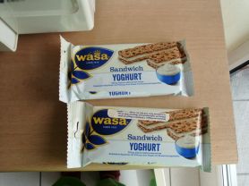 Wasa Sandwich, yoghurt | Hochgeladen von: Bri2013