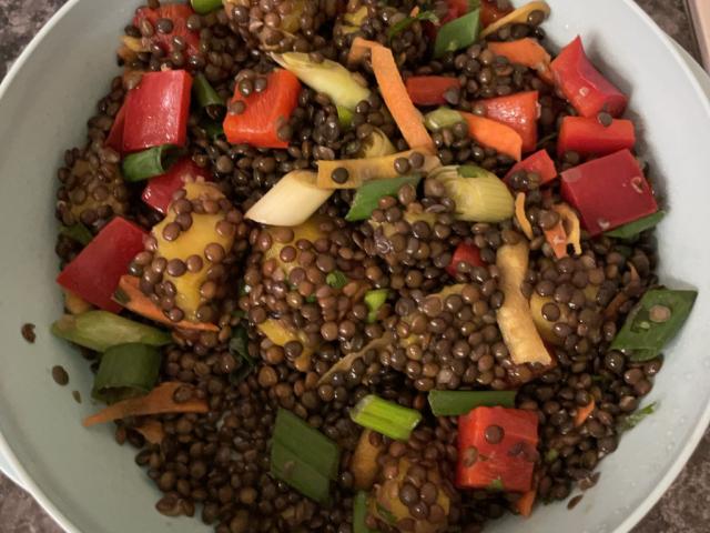 Belugalinsensalat mit Paprika Mamma Bringts von Skaal | Hochgeladen von: Skaal Belugalinsensalat mit Paprika Mamma Bringts von Skaal | Hochgeladen von: Skaal
