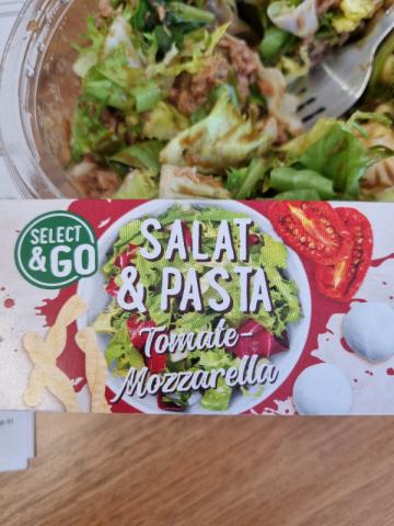 Salat &  Pasta, Tomate-Mozzarella by MarkusKatz | Uploaded by: MarkusKatz