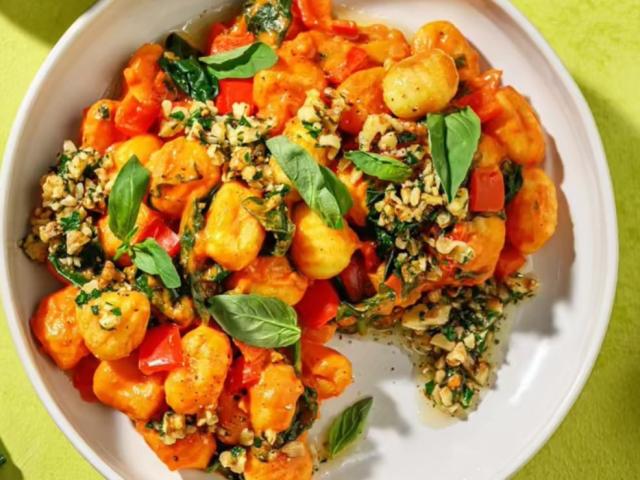 Vegane Gnocchi in Spinat-Tomaten-Sauce, Mit Spitzpaprika und Wal | Hochgeladen von: clairestw