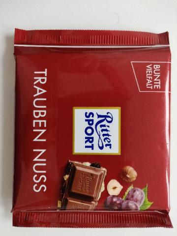 Trauben Nuss chocolate by cgangalic | Uploaded by: cgangalic