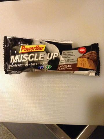 muscle up(powerbar), chocolate-peanut | Hochgeladen von: desmondmason