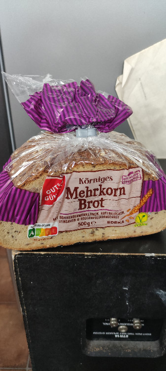 körniges Mehrkornbrot von fitnessguy01 | Hochgeladen von: fitnessguy01