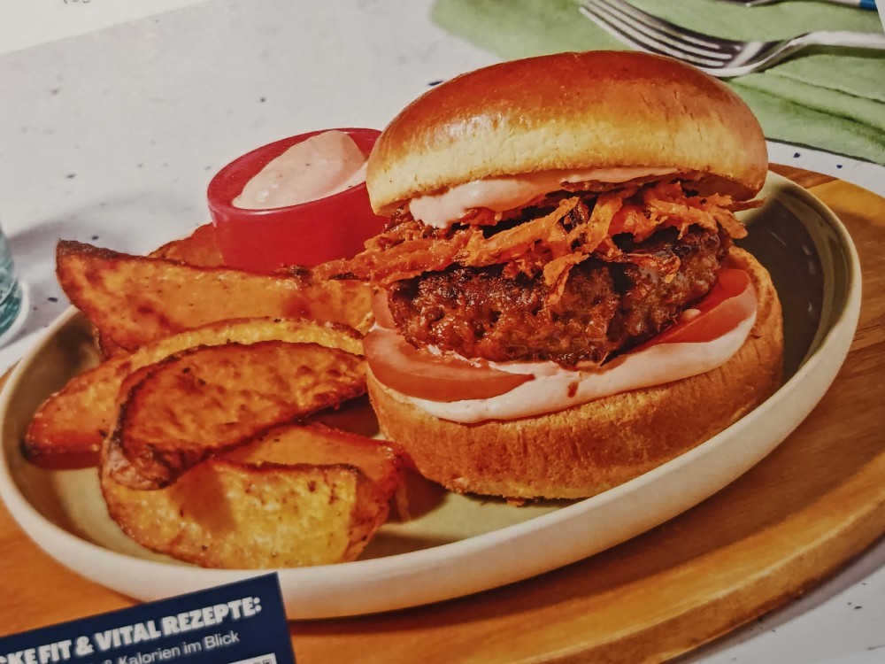 Beyond Meat Burger, mit Onion Rings & Tomate von Tequila80 | Hochgeladen von: Tequila80