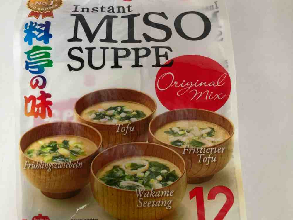 Misosuppe, mit. Pilzen, Gemüse u. Nudeln von livefastdieyoung | Hochgeladen von: livefastdieyoung