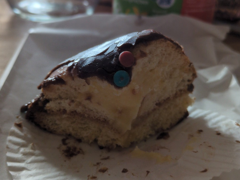 Hochgeladen von: Aiyanna