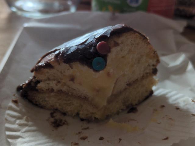 Hochgeladen von: Aiyanna