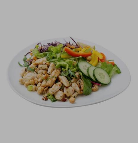 Thai salad w chicken and nuts by Tarlic | Uploaded by: Tarlic