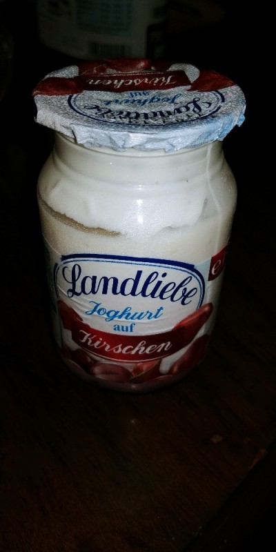 Joghurt mit Kirschen von evachlebna576 | Hochgeladen von: evachlebna576