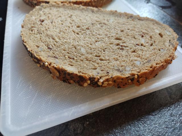 Meister Brot, mit Saaten von IanGuindeuil | Hochgeladen von: IanGuindeuil