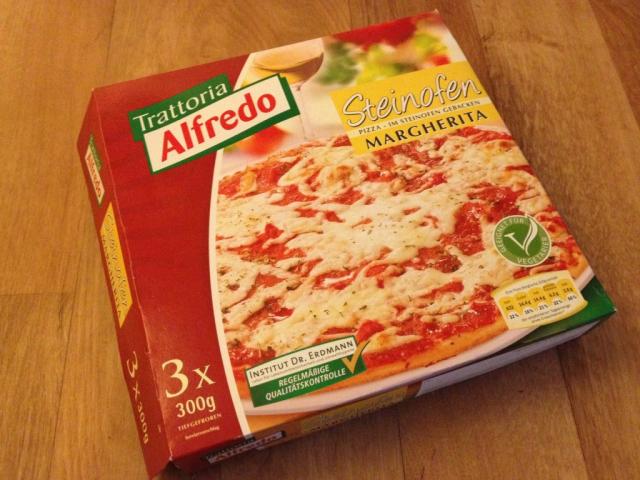 Pizza Margherita (Trattoria Alfredo) | Uploaded by: schnuppi