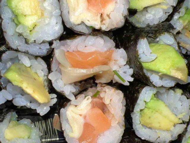 Sushi Maki Lachs von svhelli | Hochgeladen von: svhelli