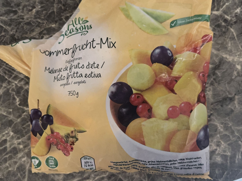 Uploaded by: AZ97 Uploaded by: AZ97