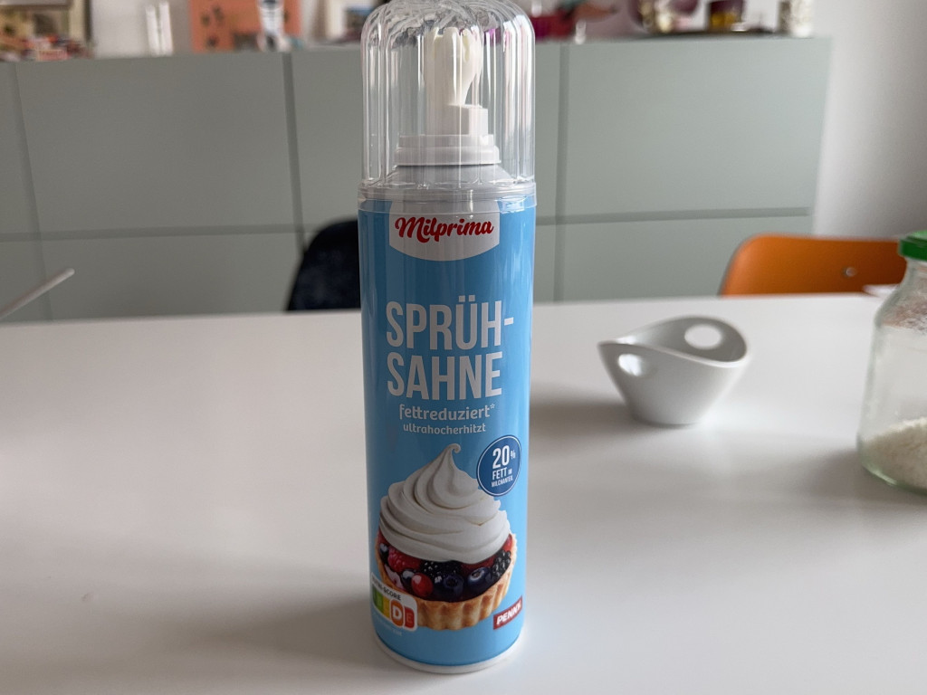 Milprima Sprühsahne fettreduziert, 20% Fett im Milchanteil von d | Hochgeladen von: dominikdierolf Milprima Sprühsahne fettreduziert, 20% Fett im Milchanteil von d | Hochgeladen von: dominikdierolf