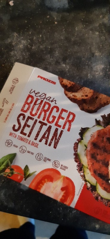 Vegan Burger Seitan, Tomato & Basil von Mirari | Hochgeladen von: Mirari