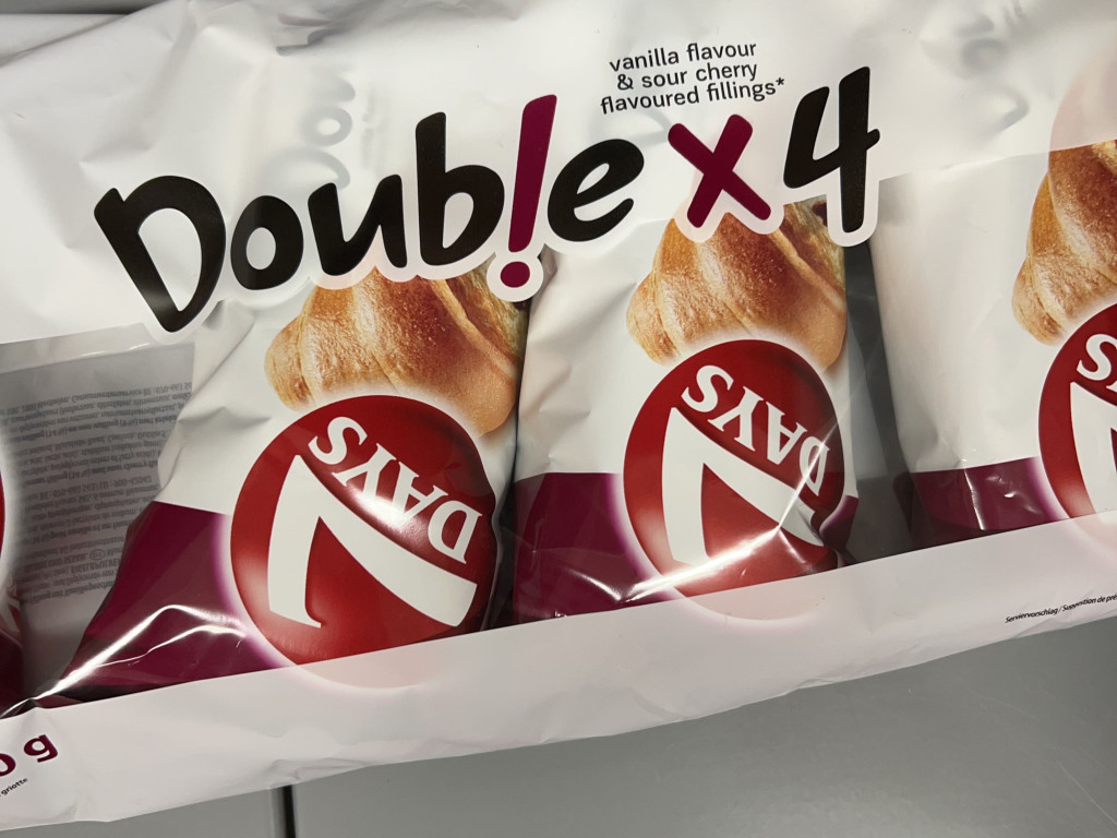 7Days Double Croissants, Vanilla & Sour Cherry von Maren81 | Hochgeladen von: Maren81 7Days Double Croissants, Vanilla & Sour Cherry von Maren81 | Hochgeladen von: Maren81