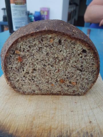 Karottenbrot von Wilhelmdergeile | Hochgeladen von: Wilhelmdergeile