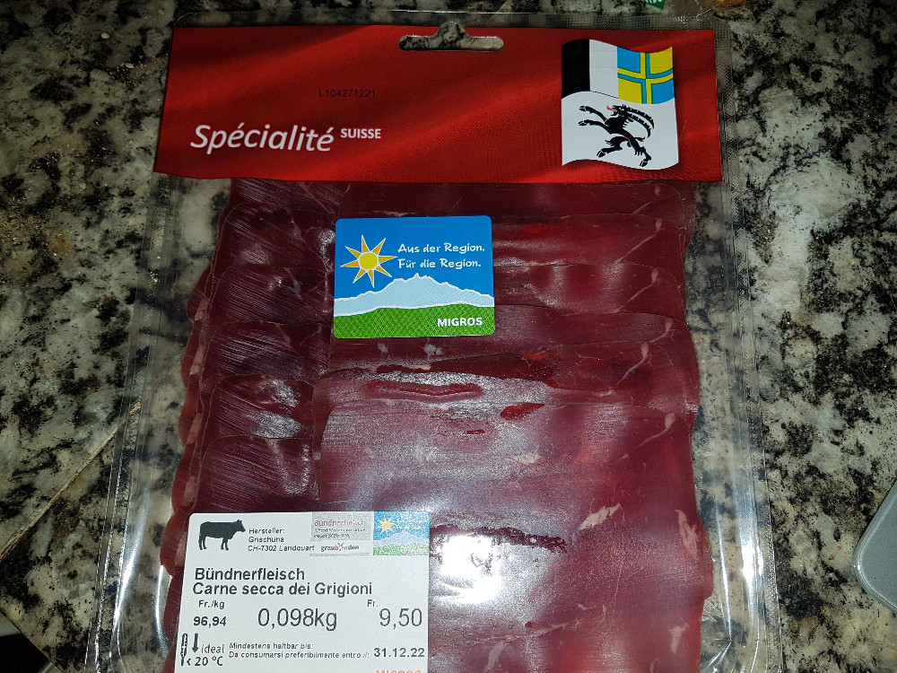 Bündnerfleisch Specialite Suisse, vertrieb Migros von Kayandin | Hochgeladen von: Kayandin