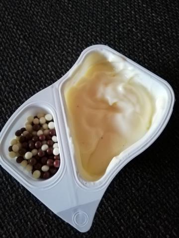 Knusperjoghurt, Vanillegeschmack mit Schokoballs | Hochgeladen von: turnee399