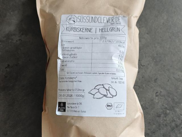 Kürbiskerne| Hellgrün von Vmbra | Hochgeladen von: Vmbra Kürbiskerne| Hellgrün von Vmbra | Hochgeladen von: Vmbra