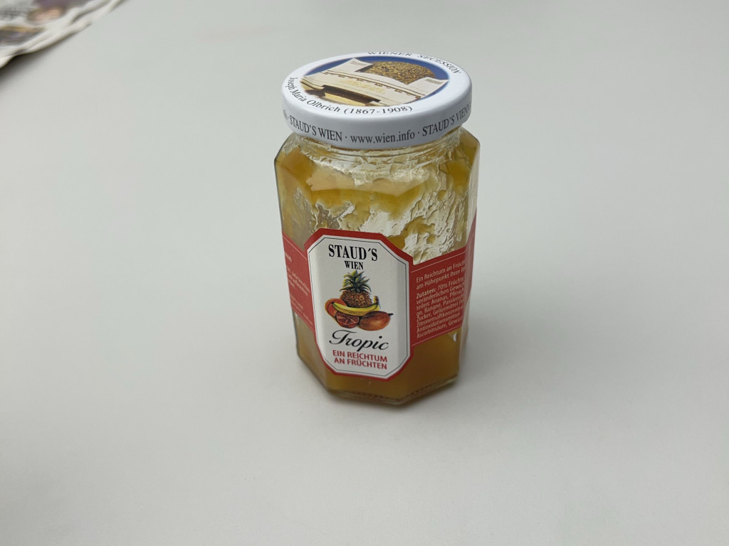 Hochgeladen von: tym569