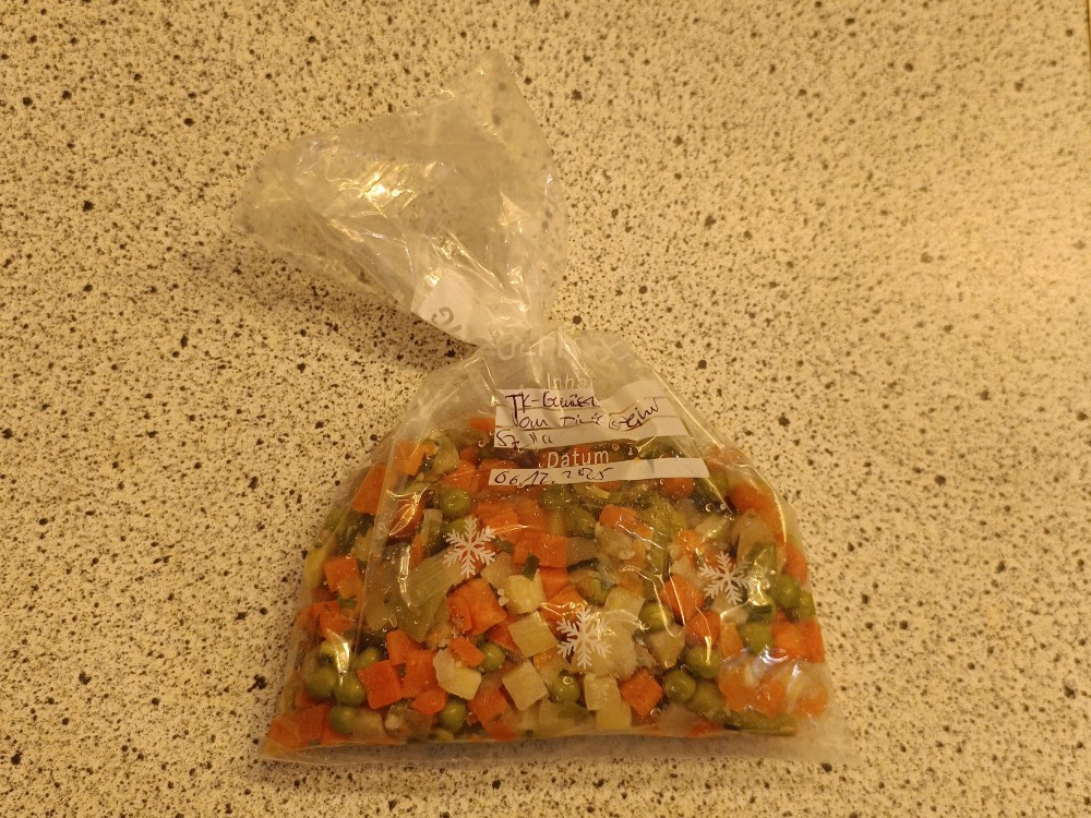 Hochgeladen von: Stella Steinbrenner