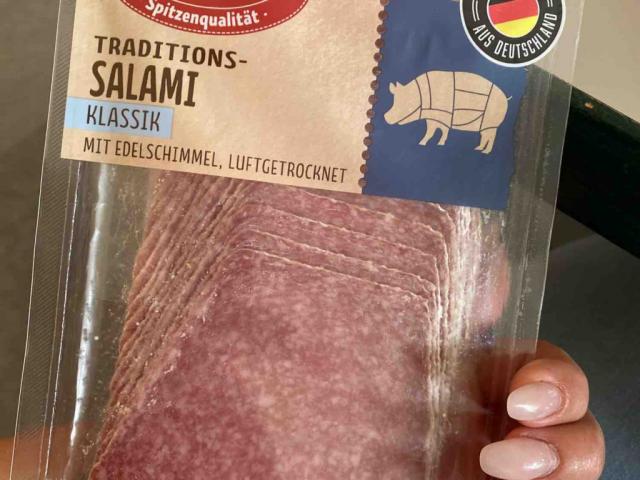 Traditions - Salami, Klassik von julianeLena | Hochgeladen von: julianeLena