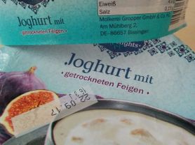 Joghurt mit , getrockneten Feigen | Hochgeladen von: GatoDin