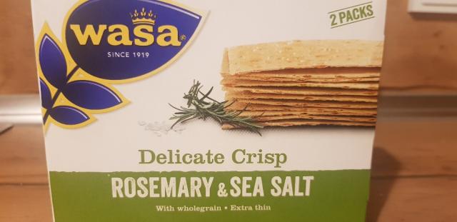 Delicate Crisp, rosemary and salt by cristo | Hochgeladen von: cristo