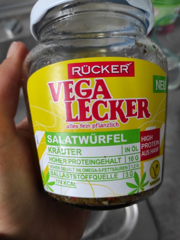 Vega lecker Salatwürfel von Weltenbummler | Hochgeladen von: Weltenbummler