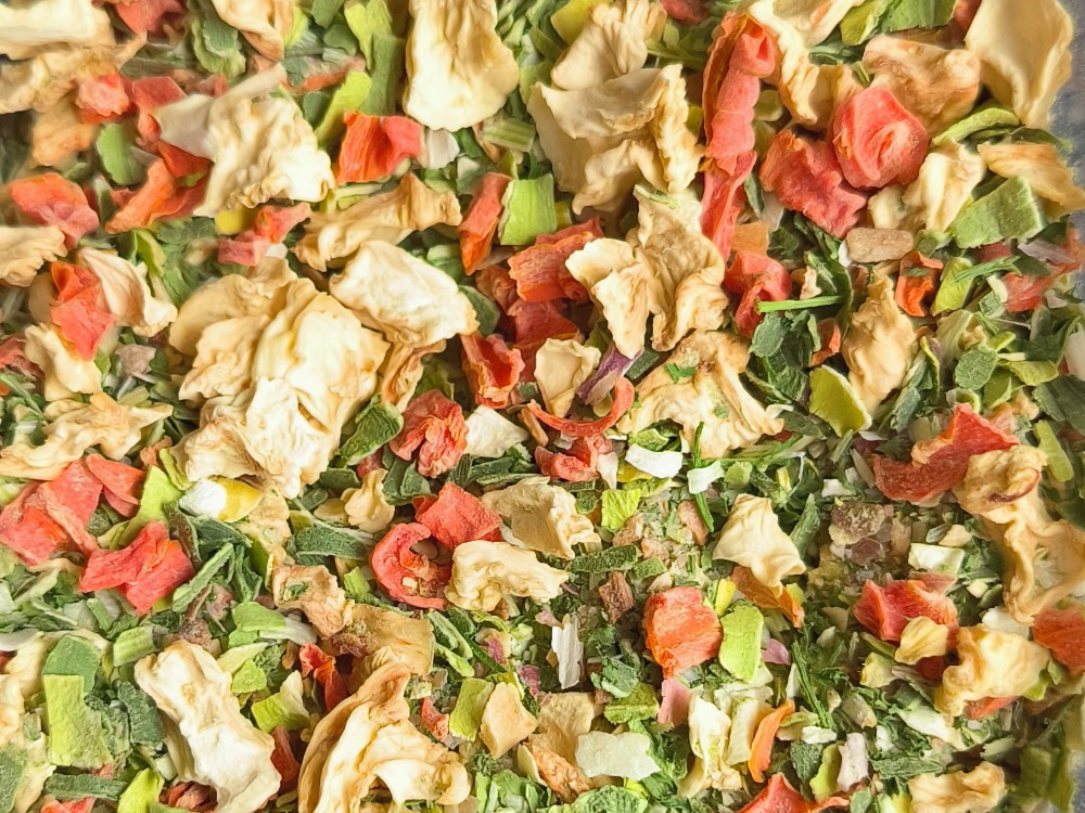 Getrocknete Gemüsebrühe (selbstgemacht), WMF Dörrrezepte von Jas | Hochgeladen von: JasminFDDB Getrocknete Gemüsebrühe (selbstgemacht), WMF Dörrrezepte von Jas | Hochgeladen von: JasminFDDB