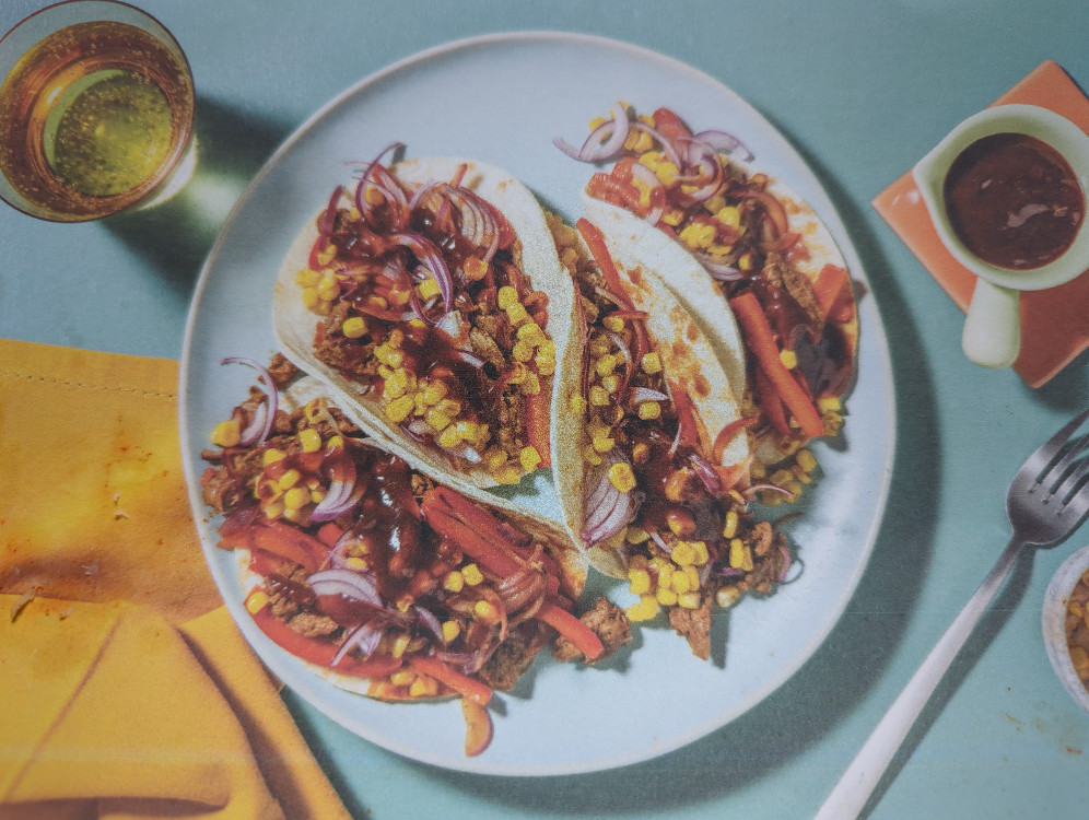 BBQ Tacos mit veganem Schawarma, dazu Limetten-Mais-Salsa und Pa | Hochgeladen von: step2live