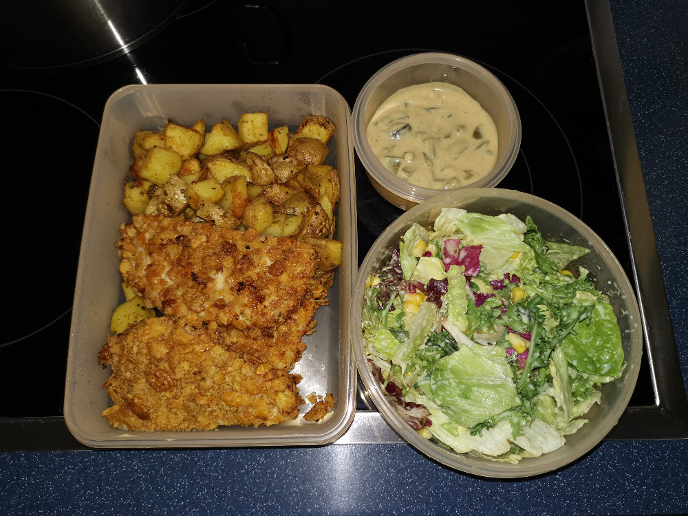 Selbstgemacht, Kartoffelecken mit paniertem Putenschnitzel und Big Mac ...