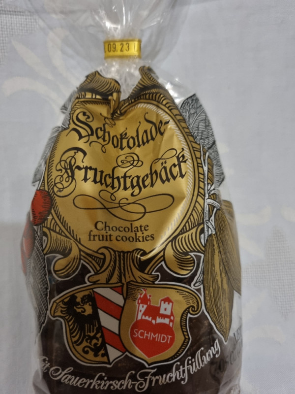 Schokolade-Fruchtgebäck, Mit Sauerkirsch-Fruchtfüllung von FitGu | Hochgeladen von: FitGuy87