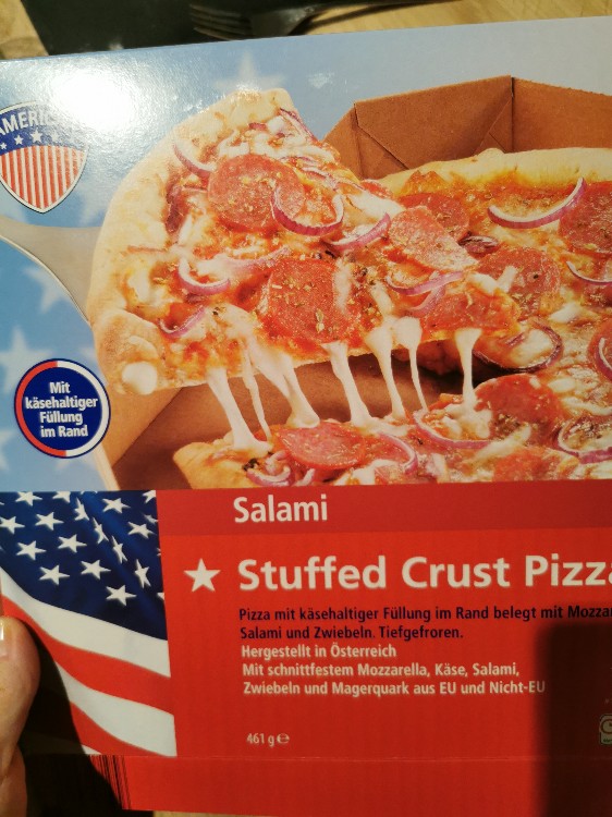 American Salami Stuffed Crust Pizza von StephieOe | Hochgeladen von: StephieOe