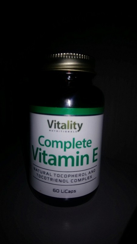 Complete Vitamin E von Guinevere36 | Hochgeladen von: Guinevere36