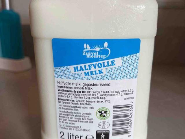 Halfvolle melk, gepasteuriseerd by Peet51 | Uploaded by: Peet51