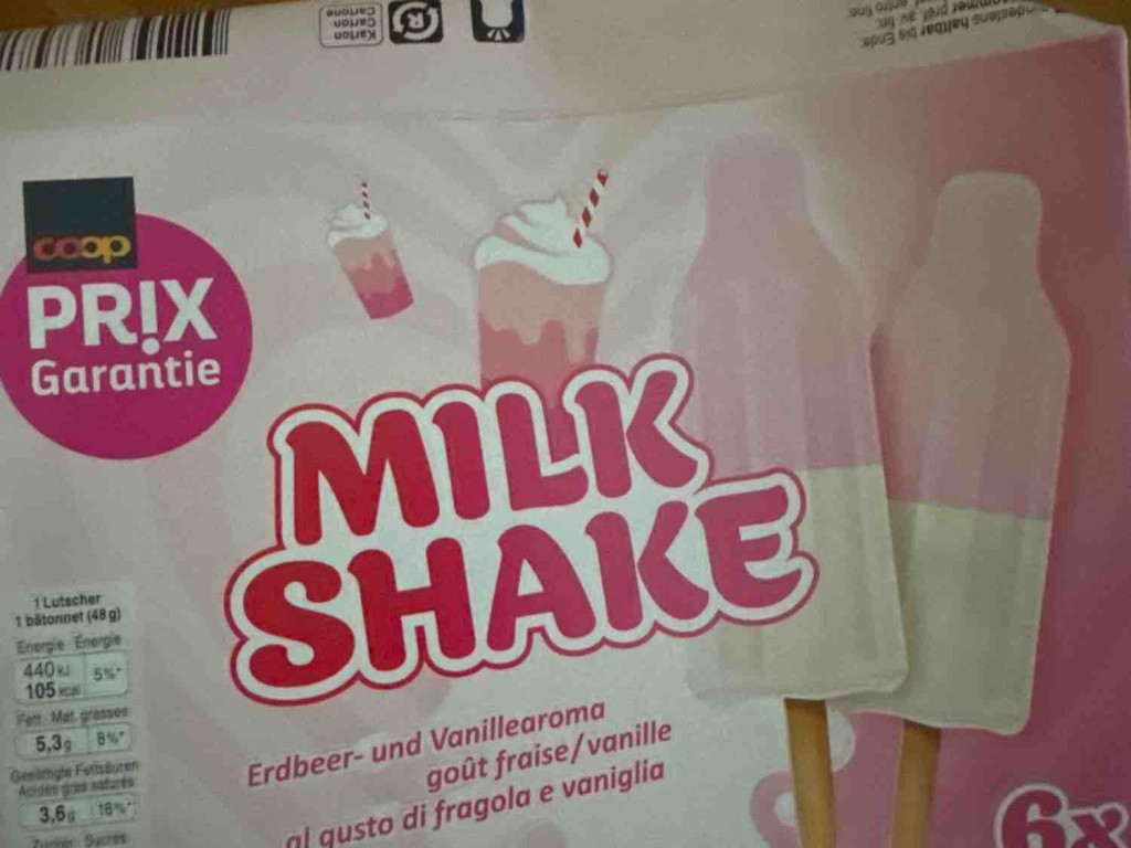 milk Shake Eis, Erdbeere Vanille von Saskiasaurus | Hochgeladen von: Saskiasaurus