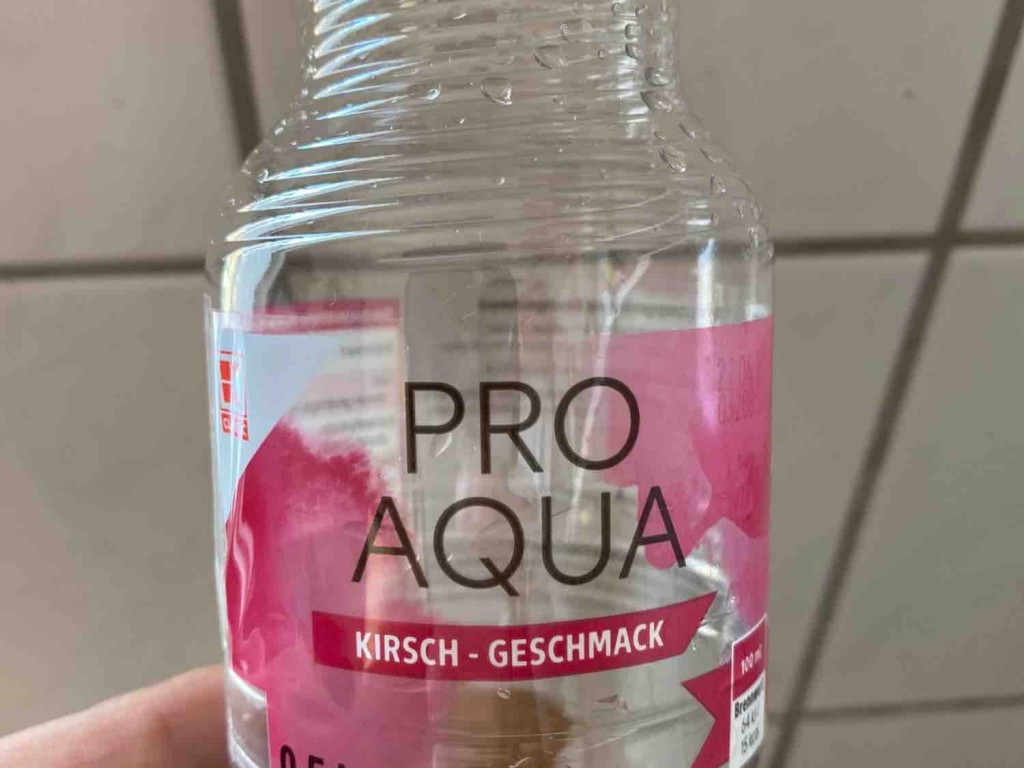 Pro Aqua , Kirsch von SylverPsyko | Hochgeladen von: SylverPsyko