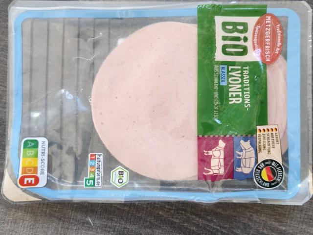 Hochgeladen von: rageripper