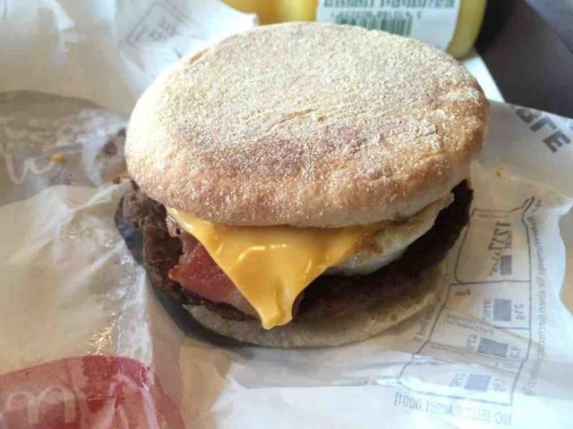 Mcmuffin Bacon, Beef& Egg von Schnuffeli | Hochgeladen von: Schnuffeli